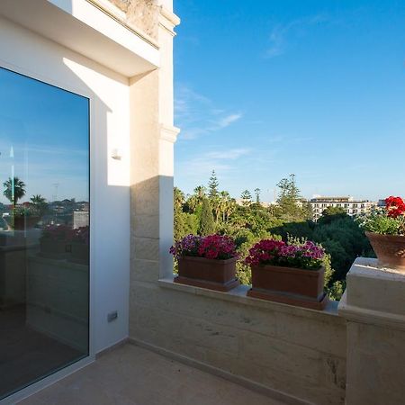 Le Bifore Charming House Lecce Zewnętrze zdjęcie