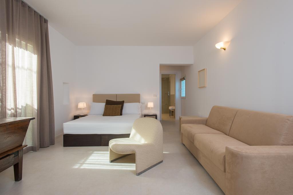Le Bifore Charming House Lecce Zewnętrze zdjęcie
