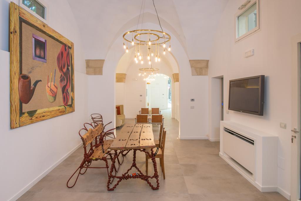 Le Bifore Charming House Lecce Zewnętrze zdjęcie