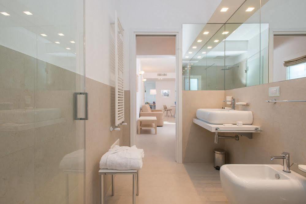 Le Bifore Charming House Lecce Zewnętrze zdjęcie