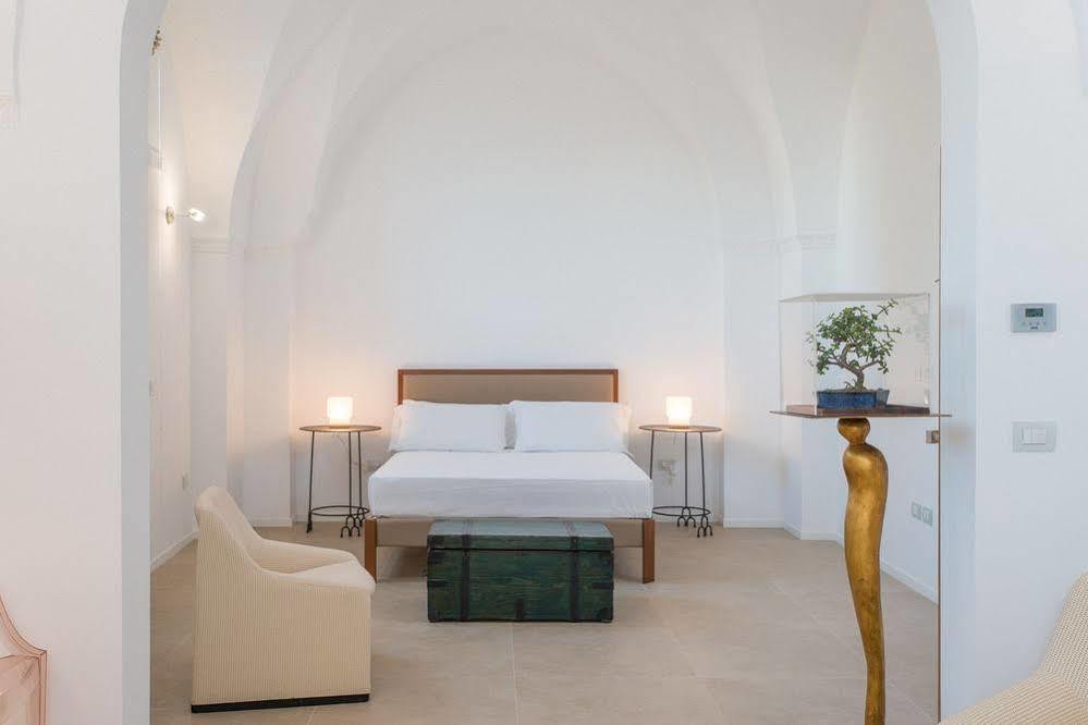 Le Bifore Charming House Lecce Zewnętrze zdjęcie